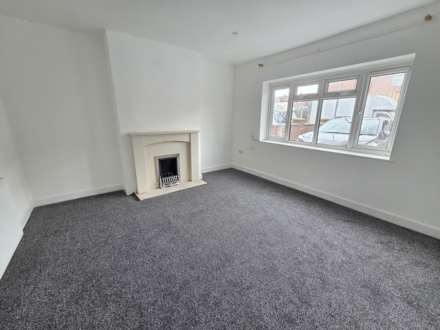 Hawthorne Avenue, Batley, Image 2