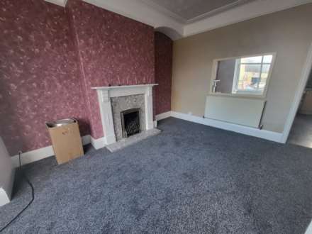 Ravensthorpe Road, Dewsbury, Image 2