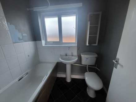 Foxroyd Lane, Dewsbury, Image 2