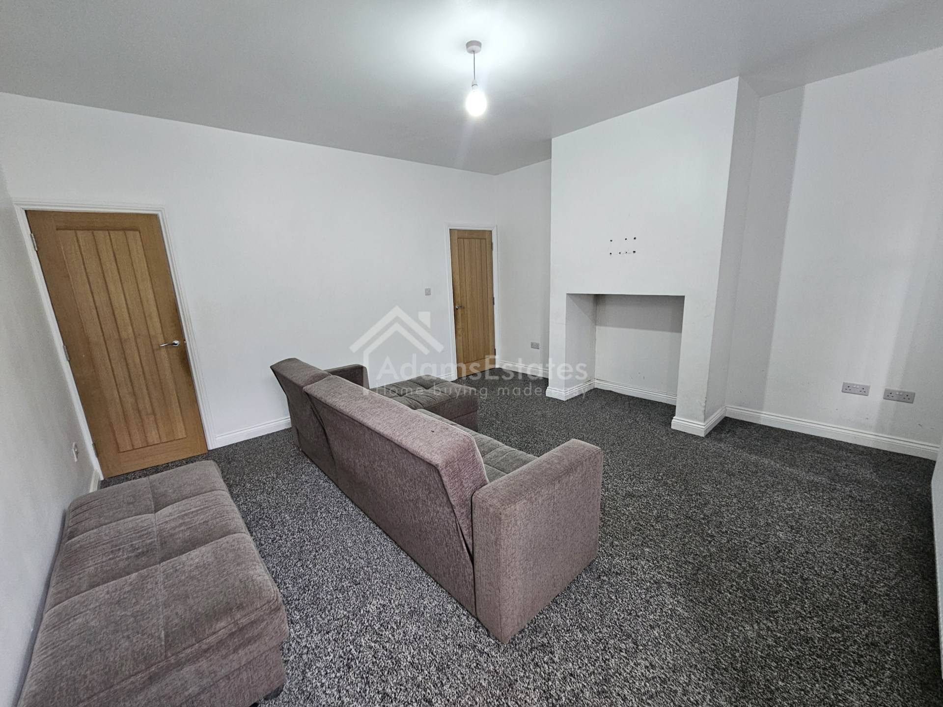 Oxford Terrace, Batley, Image 2