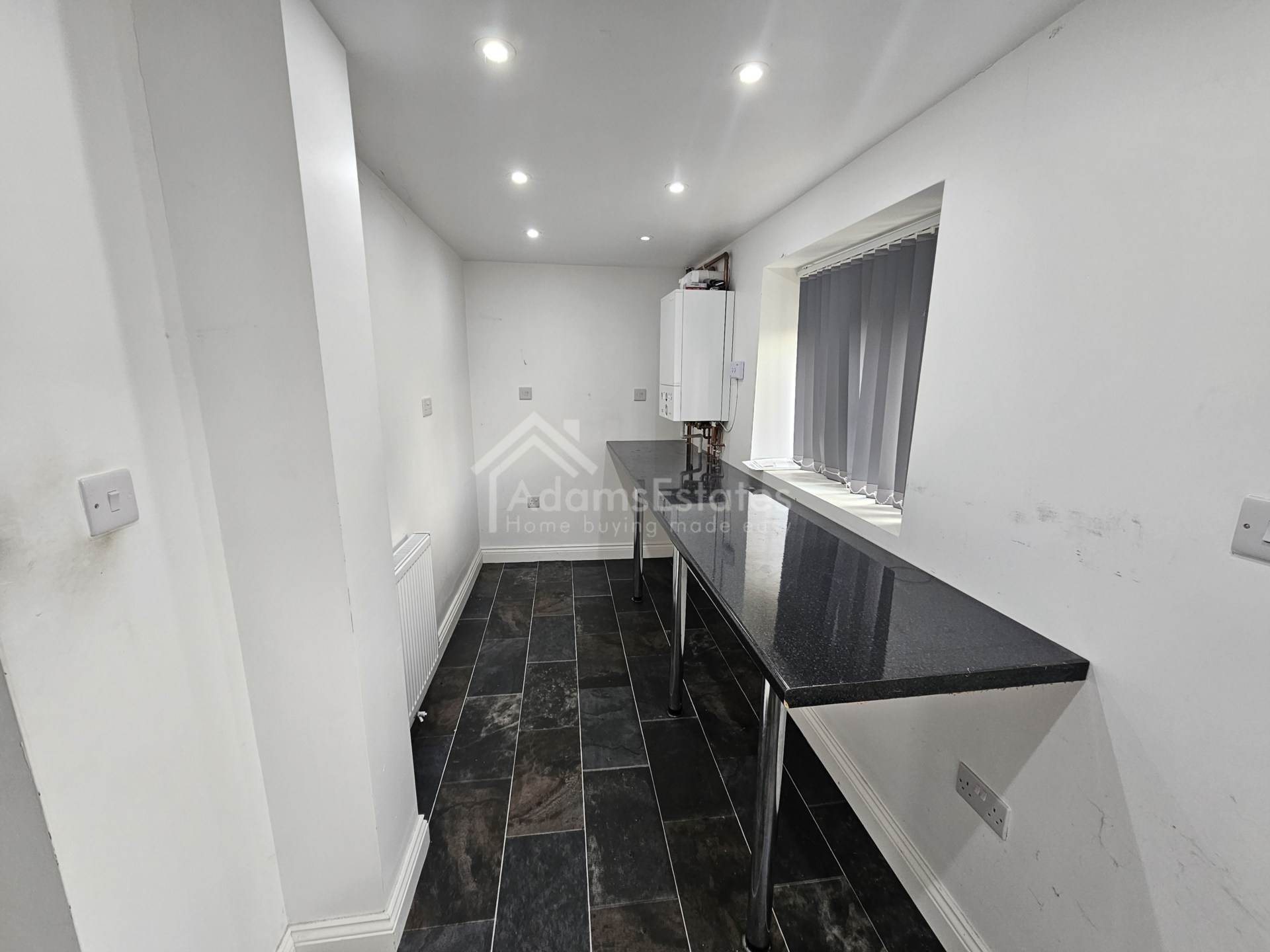 Oxford Terrace, Batley, Image 3