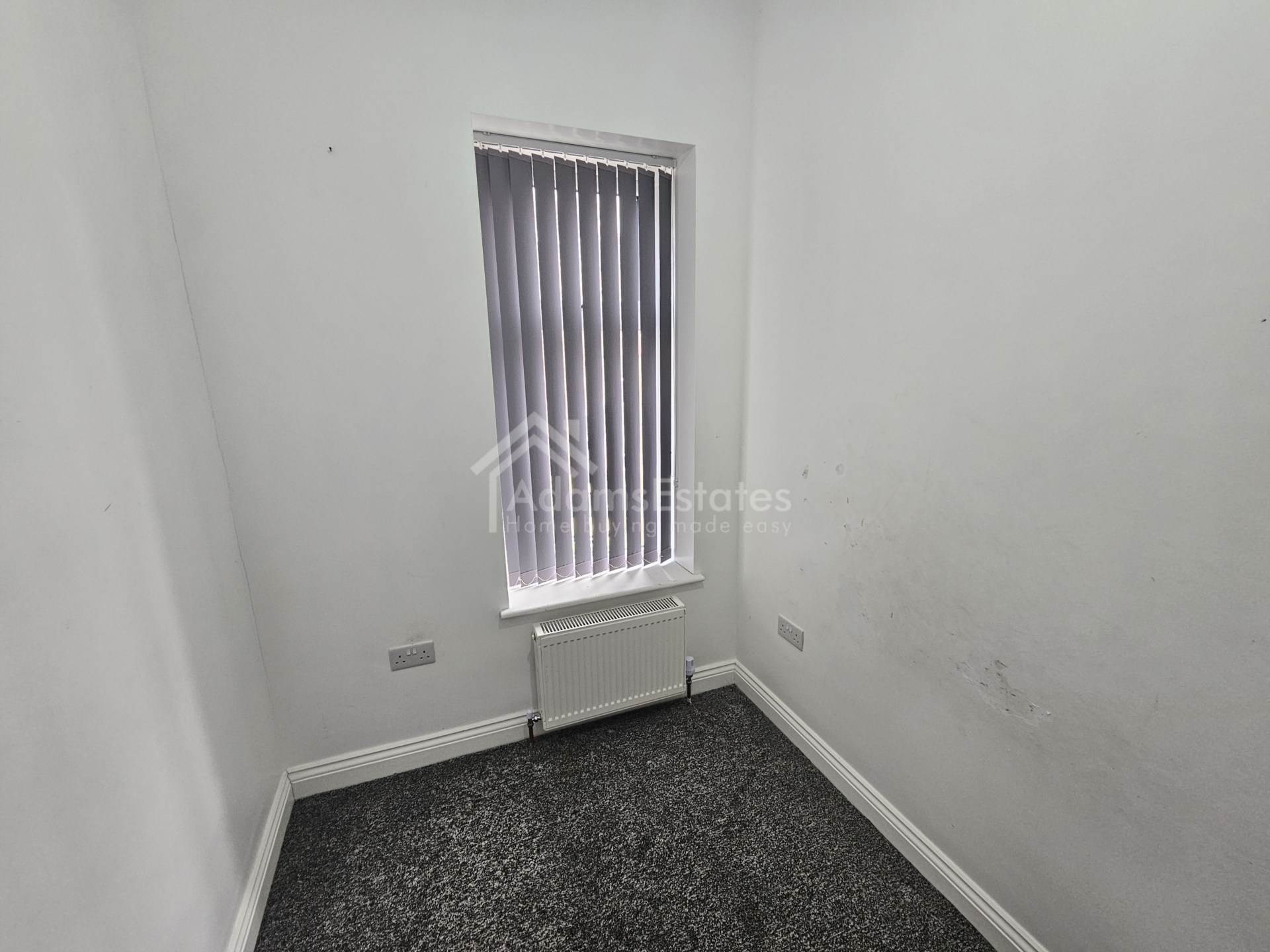 Oxford Terrace, Batley, Image 8