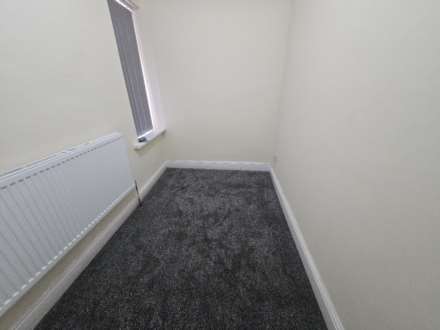 Headfield Rd, Dewsbury, Image 7