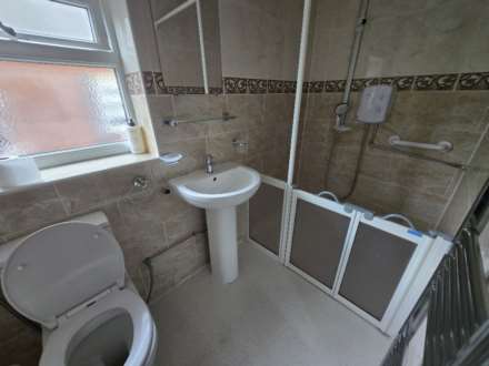 Headfield Road, Dewsbury, Image 10