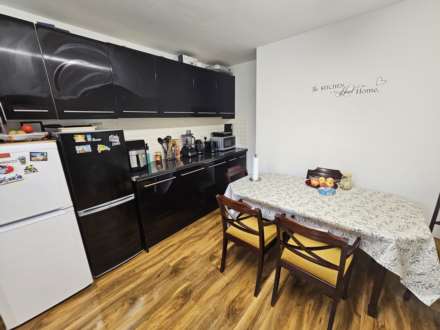 Slaithwaite Avenue, Dewsbury, Image 3