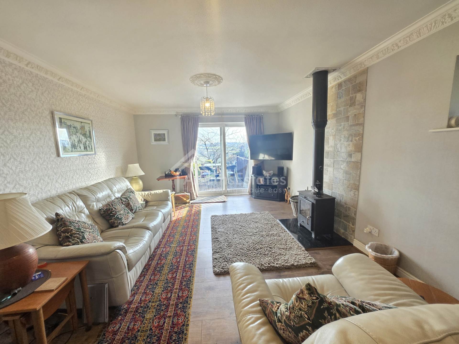 Leith Court, Dewsbury, Image 5