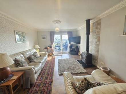 Leith Court, Dewsbury, Image 5