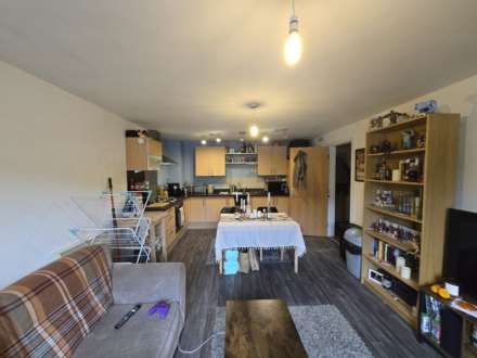 Ellis Court, Dewsbury, Image 3