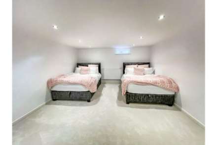 Longlands Road, Dewsbury, Image 19