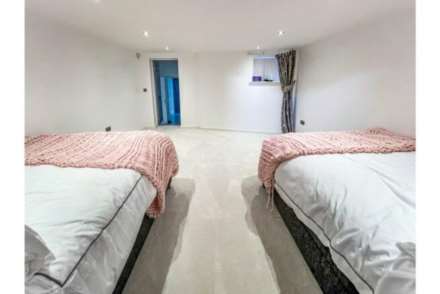 Longlands Road, Dewsbury, Image 21