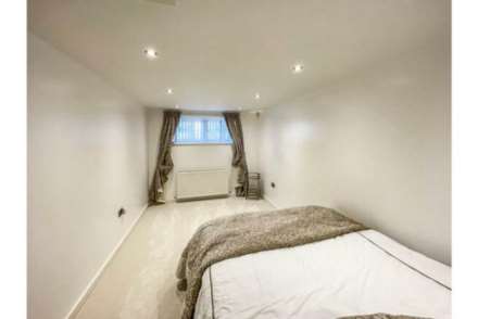 Longlands Road, Dewsbury, Image 22