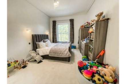 Longlands Road, Dewsbury, Image 30