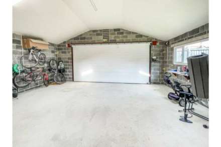 Longlands Road, Dewsbury, Image 40