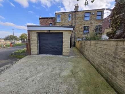 Dark Lane, Batley, Image 13