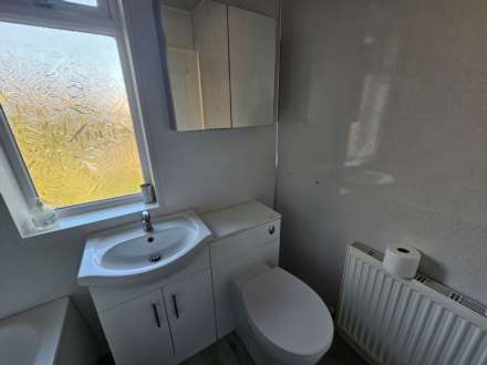 Moorend Lane, Dewsbury, Image 7