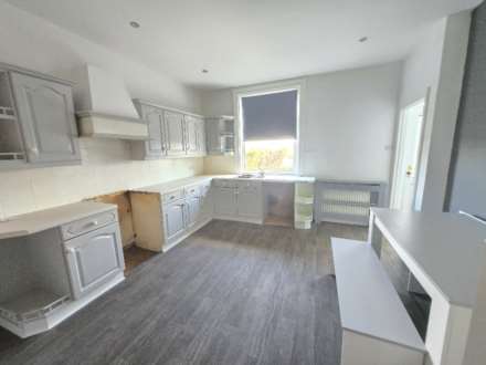 Pynate Rd, Batley, Image 4