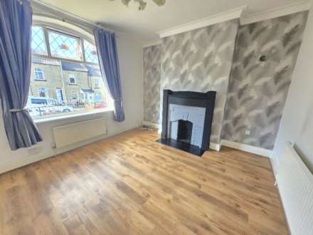 Pynate Rd, Batley, Image 6