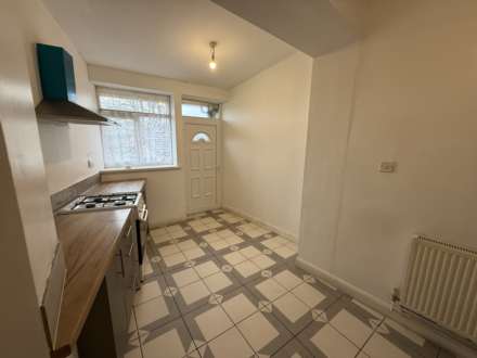 Warren Street, Dewsbury, Image 4