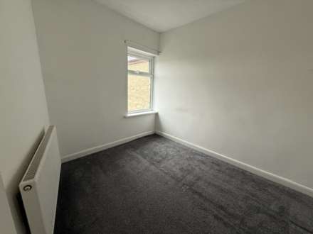 Warren Street, Dewsbury, Image 7