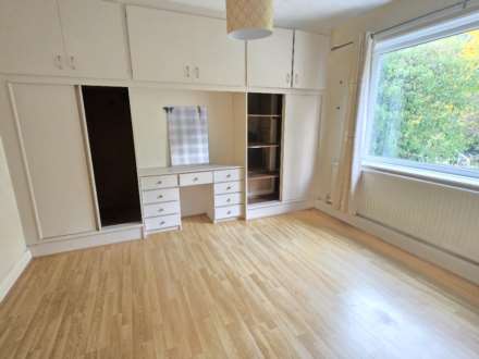 Heaton Avenue, Dewsbury, Image 9
