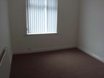 North Rd, Ravensthorpe, Image 6
