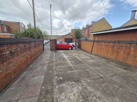 Savile Road, Dewsbury, Image 15