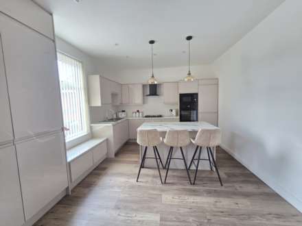 Savile Road, Dewsbury, Image 5