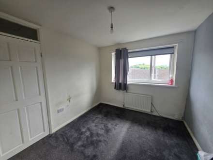 Moorcroft Drive, Dewsbury Moor, Image 5