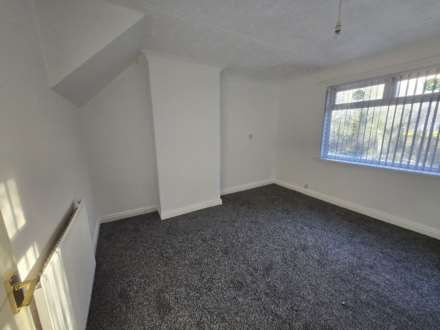 Thorne Avenue, Dewsbury, Image 5