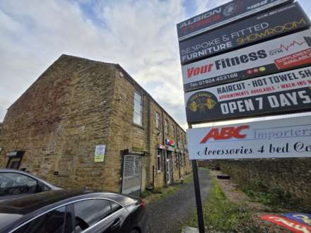 Commercial Property, Bradford Road, Dewsbury