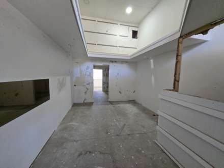 Bradford Road, Dewsbury, Image 4