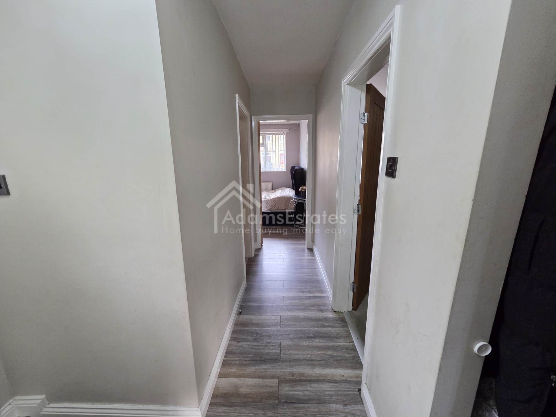 Slaithwaite Road, Dewsbury, Image 11