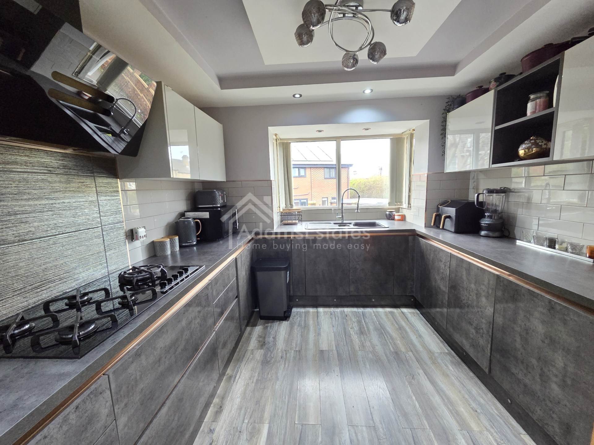 Slaithwaite Road, Dewsbury, Image 9