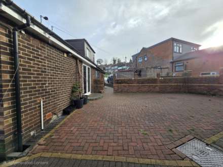 Slaithwaite Road, Dewsbury, Image 3