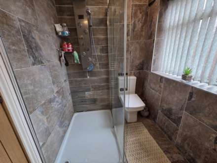 Slaithwaite Road, Dewsbury, Image 7