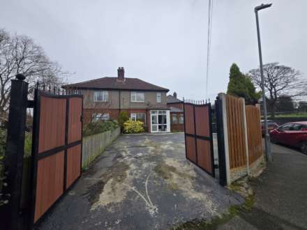 Burghmill Lane, Dewsbury, Image 1