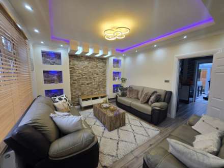 Burghmill Lane, Dewsbury, Image 4