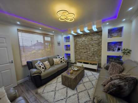 Burghmill Lane, Dewsbury, Image 5