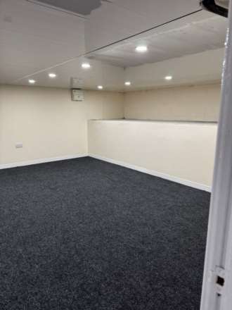 Warren Street, Dewsbury, Image 4