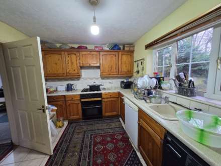 Wormalds View, Dewsbury, Image 4