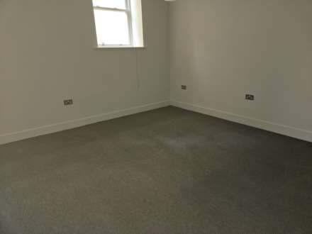 Joshua House, Dewsbury, Image 3