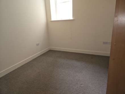 Joshua House, Dewsbury, Image 4