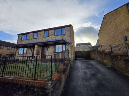 3 Bedroom Semi-Detached, Heaton Grange, Batley