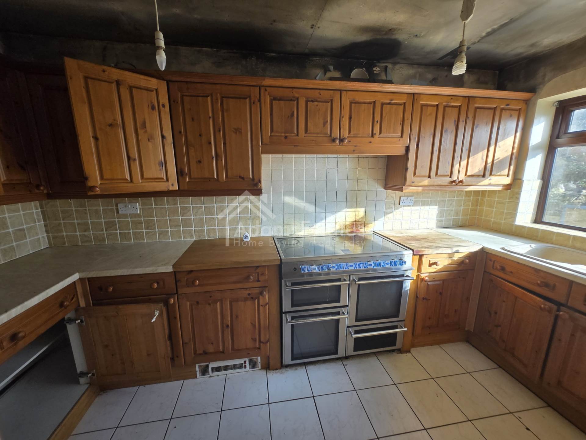 Knowles Hill Road, Dewsbury, Image 6