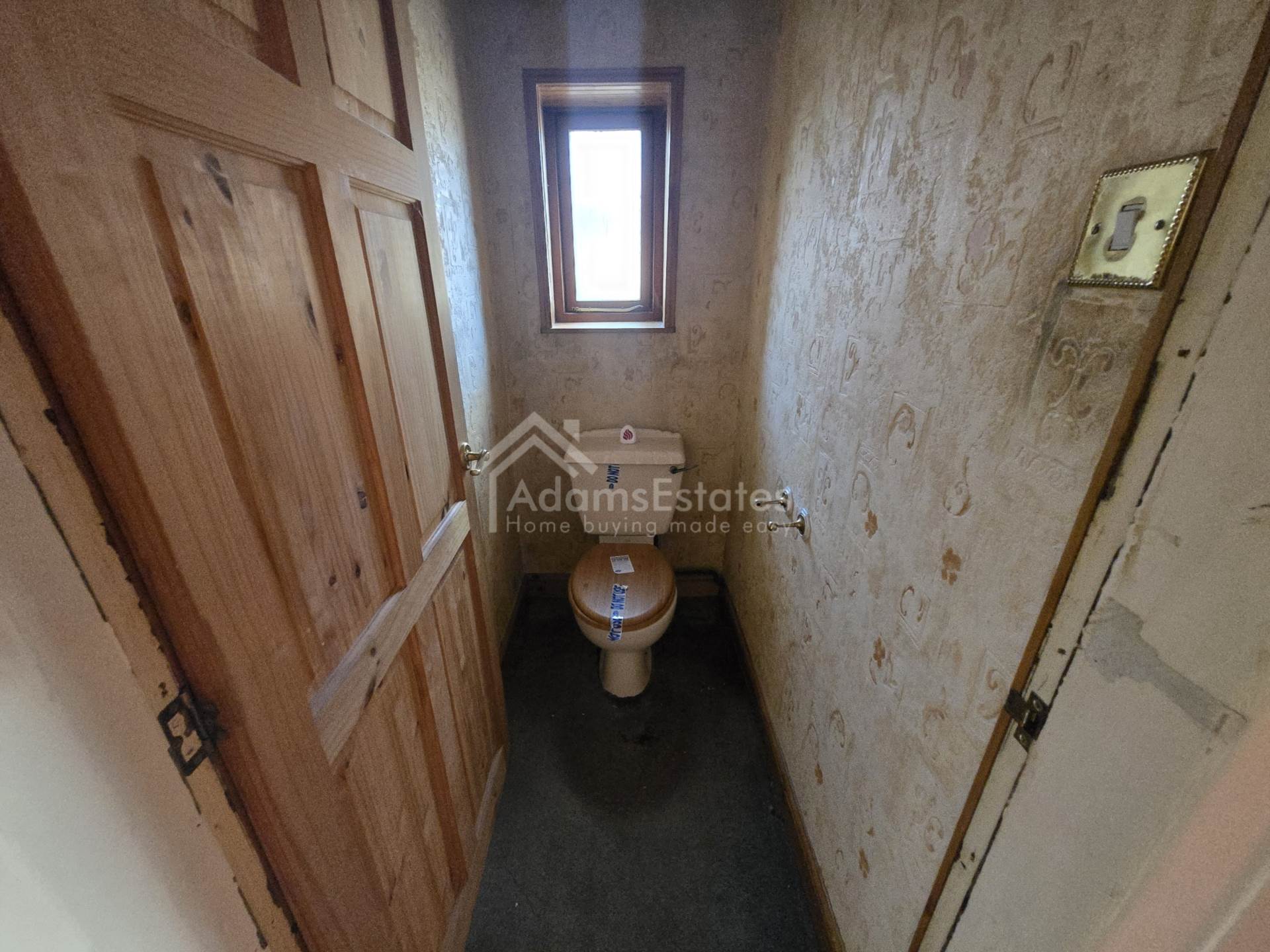 Knowles Hill Road, Dewsbury, Image 7