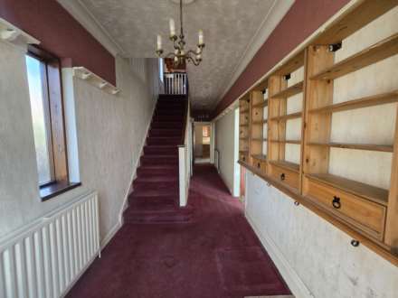 Knowles Hill Road, Dewsbury, Image 3