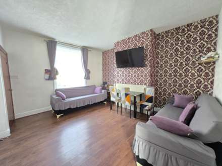 Thornville Mount, Dewsbury, Image 2