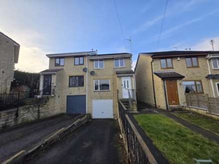 3 Bedroom Semi-Detached, Sandyway Bank, Dewsbury