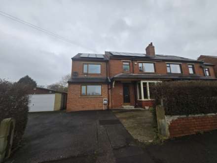 Leeds Road, Heckmondwike, Image 1