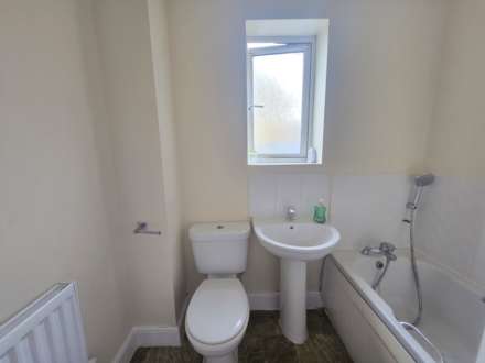 Providence Court, Dewsbury, Image 10